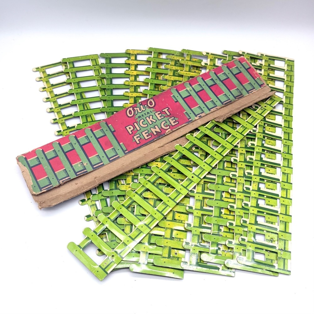 12 Ori-O Metal Picket Fence Vintage Miniature Christmas Village Dollhouse Green